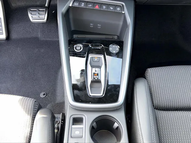 Audi A3 Sportback TFSI e 200 kW S line Attraction S tronic