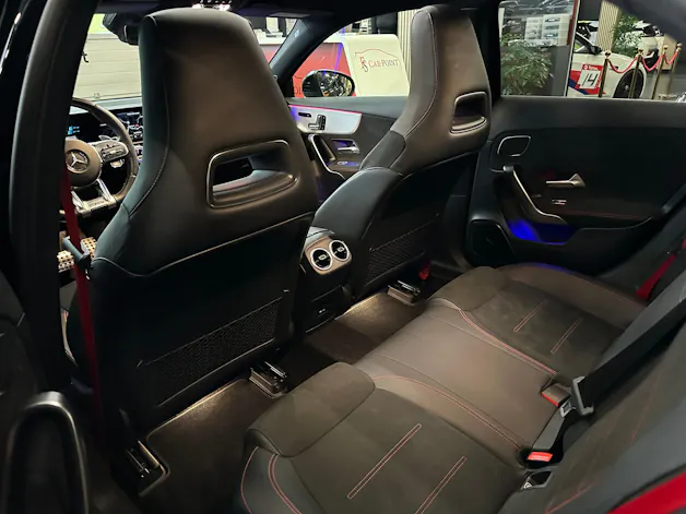 Mercedes-Benz A 35 AMG 4Matic Speedshift