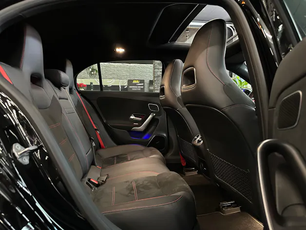 Mercedes-Benz A 35 AMG 4Matic Speedshift