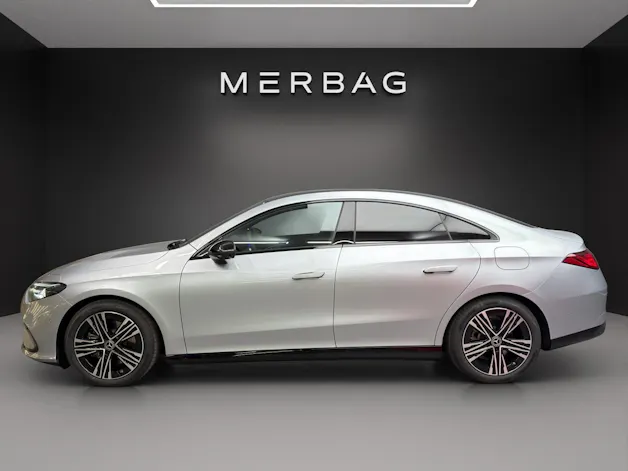 Mercedes-Benz CLA 220 4MATIC