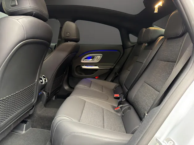 Mercedes-Benz CLA 220 4MATIC
