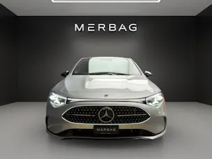 Mercedes-Benz CLA 220 4MATIC