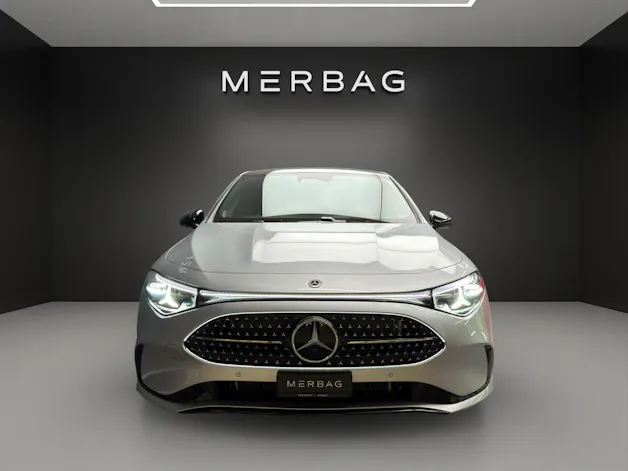Mercedes-Benz CLA 220 4MATIC