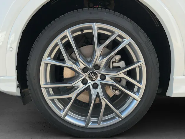 Audi Q4 e-tron 45 Edition Swiss Ski quattro