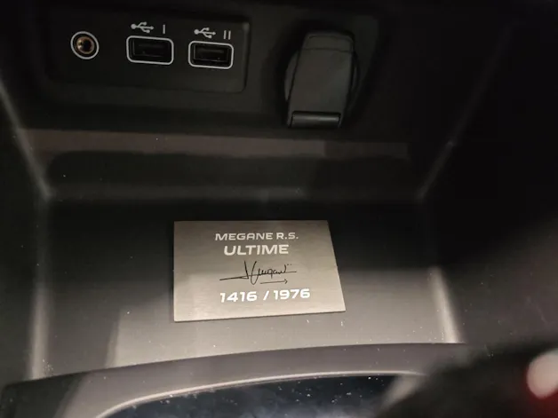Renault Mégane R.S. Ultime 300 EDC