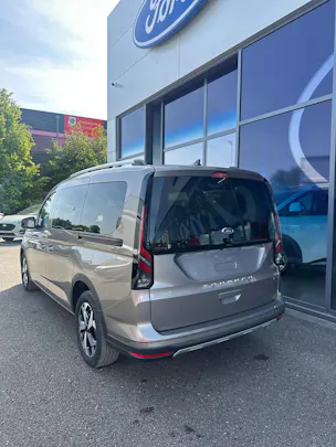 Ford TOURNEO CONNECT Grand 1.5 EcoB Active/PHEV/Aut.