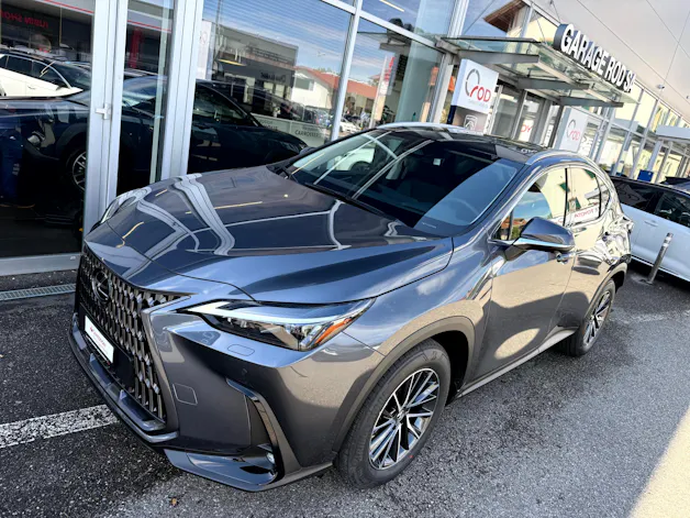 Lexus NX 450h+ E-FOUR Comfort