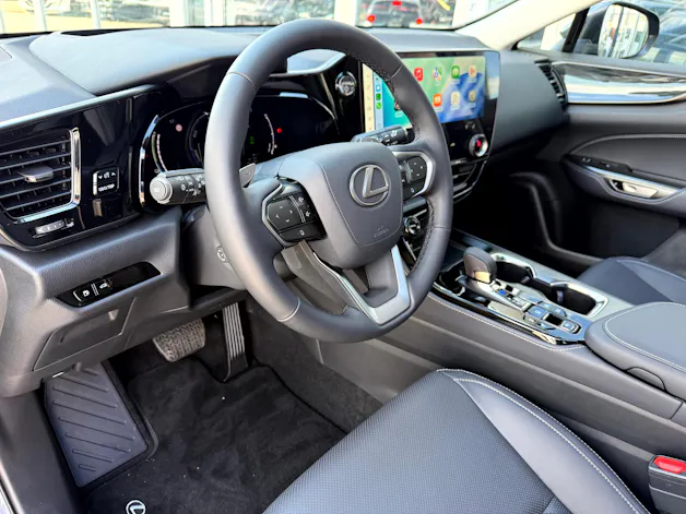 Lexus NX 450h+ E-FOUR Comfort
