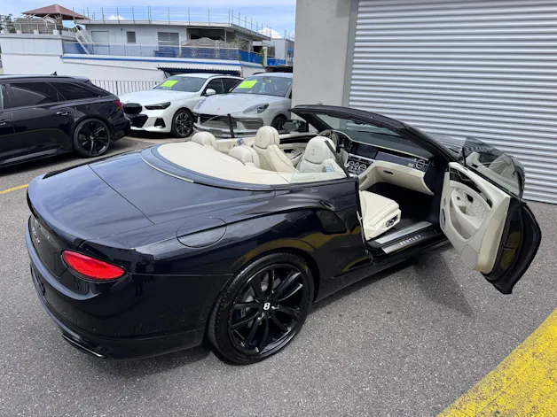 Bentley Continental GTC 6.0 W12