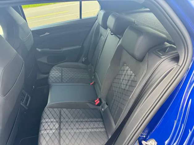 VW Golf 2.0 TSI R-Line DSG 4 Motion