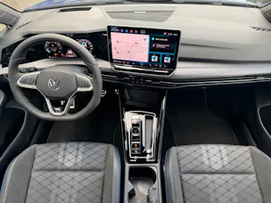 VW Golf 2.0 TSI R-Line DSG 4 Motion
