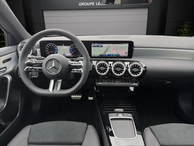 Mercedes-Benz A 220 4Matic 8G-DCT