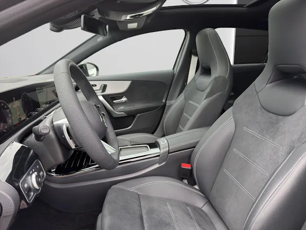 Mercedes-Benz A 220 4Matic 8G-DCT