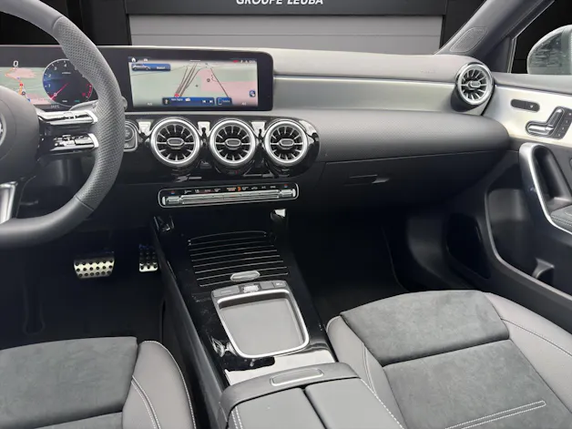 Mercedes-Benz A 220 4Matic 8G-DCT