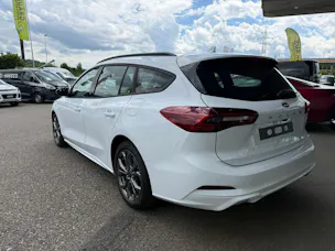 Ford Focus 1.0 MHEV ST-Line Automat