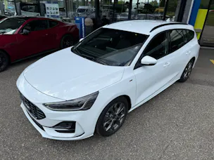 Ford Focus 1.0 MHEV ST-Line Automat