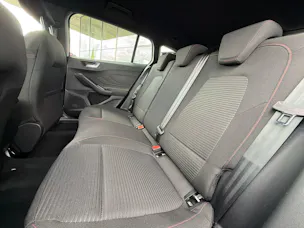Ford Focus 1.0 MHEV ST-Line Automat