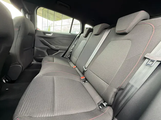 Ford Focus 1.0 MHEV ST-Line Automat