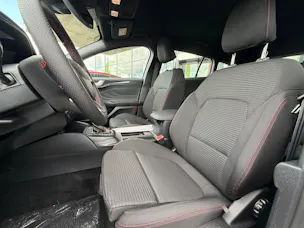 Ford Focus 1.0 MHEV ST-Line Automat