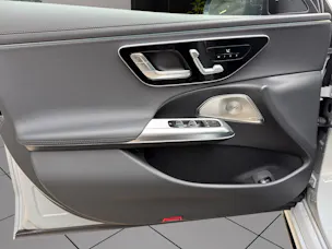 Mercedes-Benz E 220 d T 4Matic 9G-Tronic
