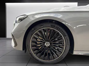 Mercedes-Benz E 220 d T 4Matic 9G-Tronic