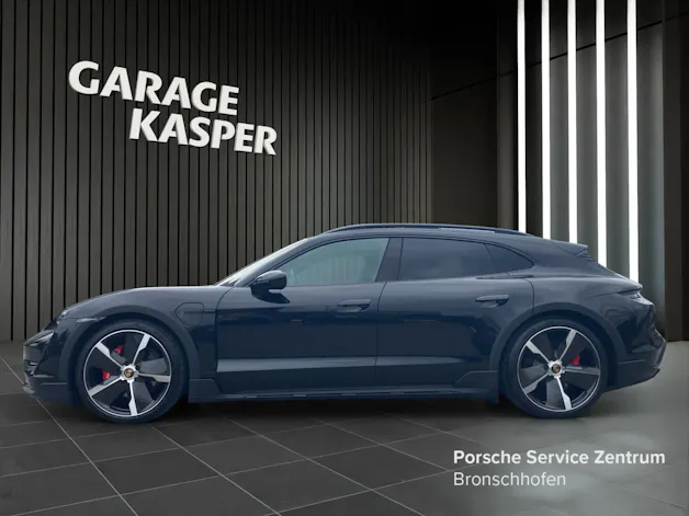 Porsche Taycan 4S Cross Turismo