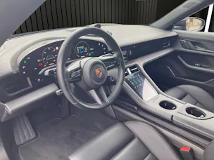 PORSCHE Taycan 4S Cross Turismo
