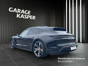 Porsche Taycan 4S Cross Turismo