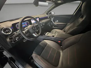 Mercedes-Benz A 250 4M - AMG / DISTRONIC / 360 Grad Kamera / Head-Up Display / Panorama-Dach