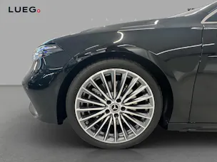 Mercedes-Benz A 250 4M - AMG / DISTRONIC / 360 Grad Kamera / Head-Up Display / Panorama-Dach