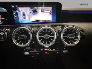 Mercedes-Benz A 250 4M - AMG / DISTRONIC / 360 Grad Kamera / Head-Up Display / Panorama-Dach