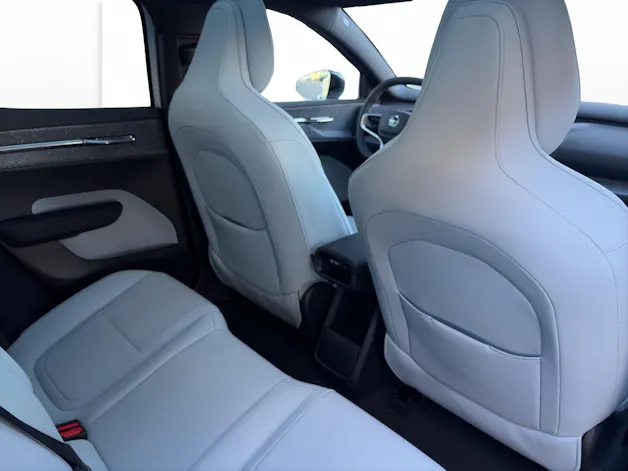 Volvo EX30 E60 Twin Ultra Performance AWD