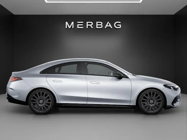 Mercedes-Benz CLA 220 4Matic 8G-DCT