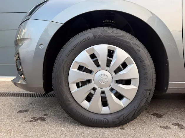 Škoda Fabia 1.0 TSI Selection DSG