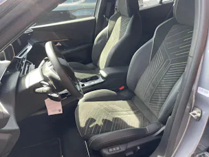 Peugeot 2008 1.2 145 MHEV GT