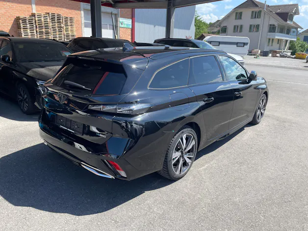 Peugeot 308 SW 1.6 PHEV 225 GT