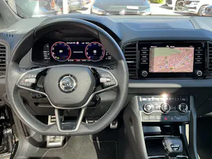 Škoda Karoq Sportline 4x4 *** PANORAMADACH & VIELES MEHR !!! ***