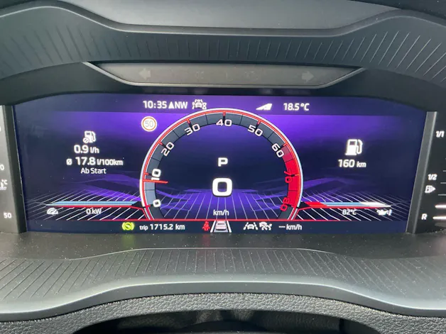 Škoda Karoq Sportline 4x4 *** PANORAMADACH & VIELES MEHR !!! ***