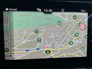 Škoda Karoq Sportline 4x4 *** PANORAMADACH & VIELES MEHR !!! ***
