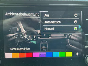 Škoda Karoq Sportline 4x4 *** PANORAMADACH & VIELES MEHR !!! ***
