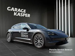 Porsche Taycan Cross Turismo 4