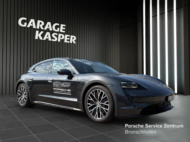 Porsche Taycan Cross Turismo 4