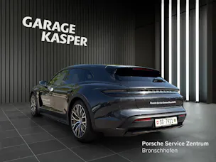 Porsche Taycan Cross Turismo 4