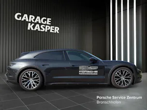 Porsche Taycan Cross Turismo 4