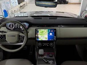 Land Rover Range Rover LWB P530 4.4 V8 SV Automatic