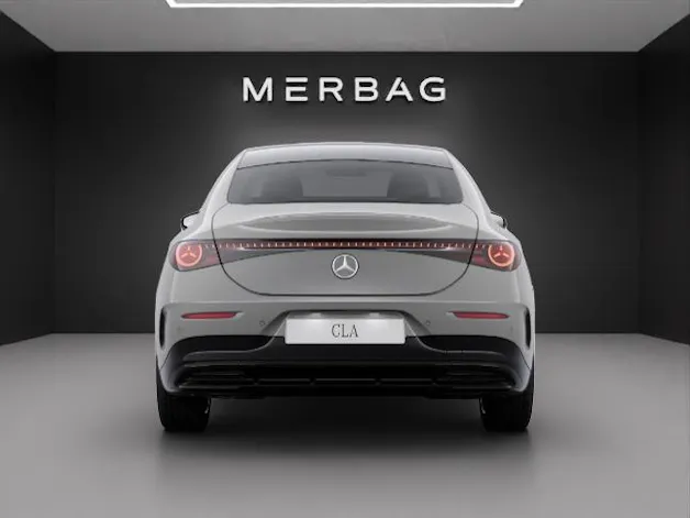 Mercedes-Benz CLA 220 4Matic 8G-DCT