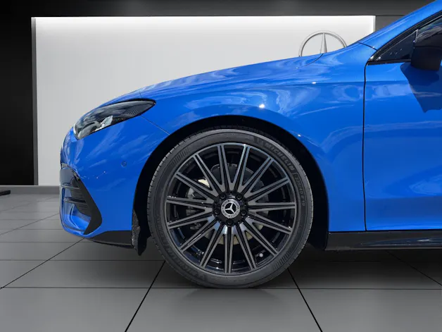 Mercedes-Benz CLA 220 8G-DCT