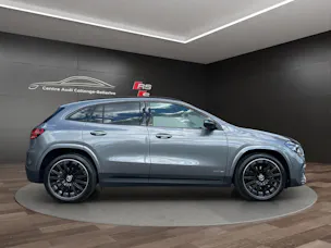 Mercedes-Benz GLA 220 4Matic 8G-DCT