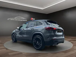 Mercedes-Benz GLA 220 4Matic 8G-DCT