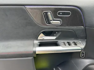 Mercedes-Benz GLA 220 4Matic 8G-DCT
